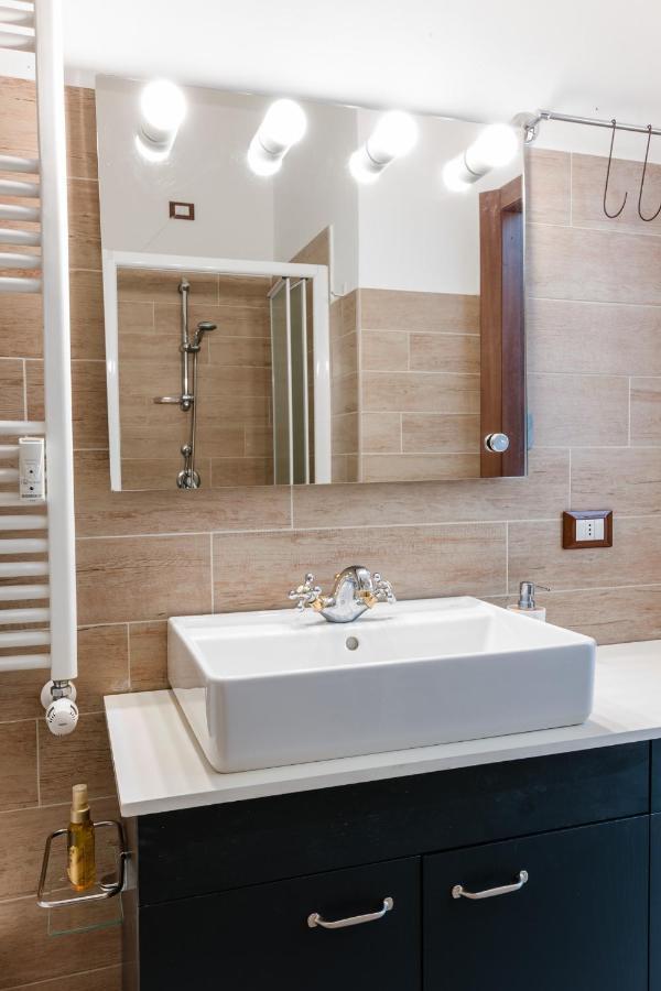Bella Belle Griante Apartment Cadenabbia Luaran gambar